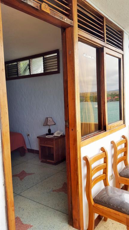 Hostal Estrella De Mar Puerto Ayora  Pokoj fotografie