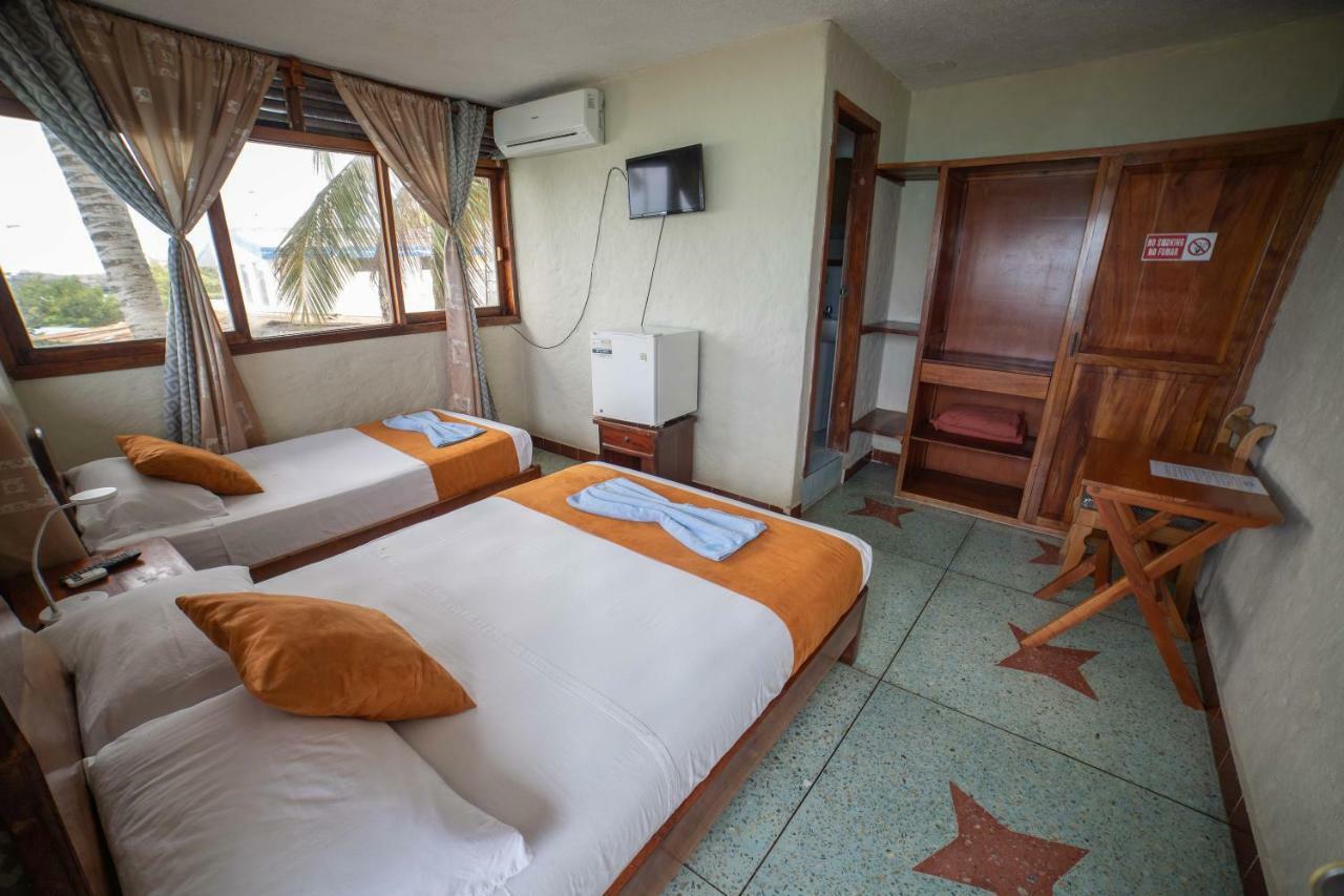 Hostal Estrella De Mar Puerto Ayora  Exteriér fotografie